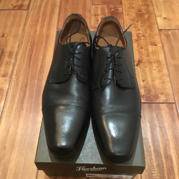 Florsheim Postino Cap Toe Oxford main image 6